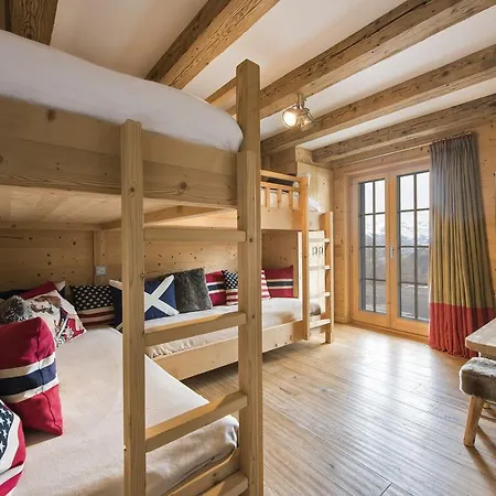 Chalet Chaupine 샬레 *